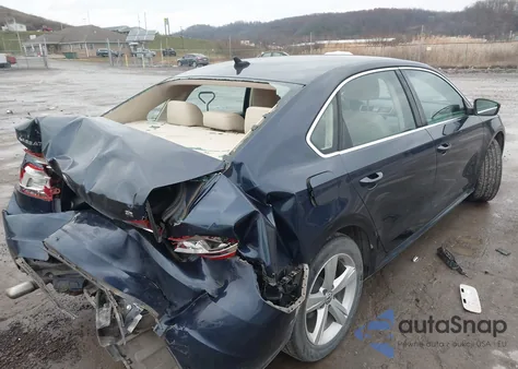 2013 Volkswagen Passat 2.5L Se from USA, damaged, VIN 1VWBH7A32DC077537